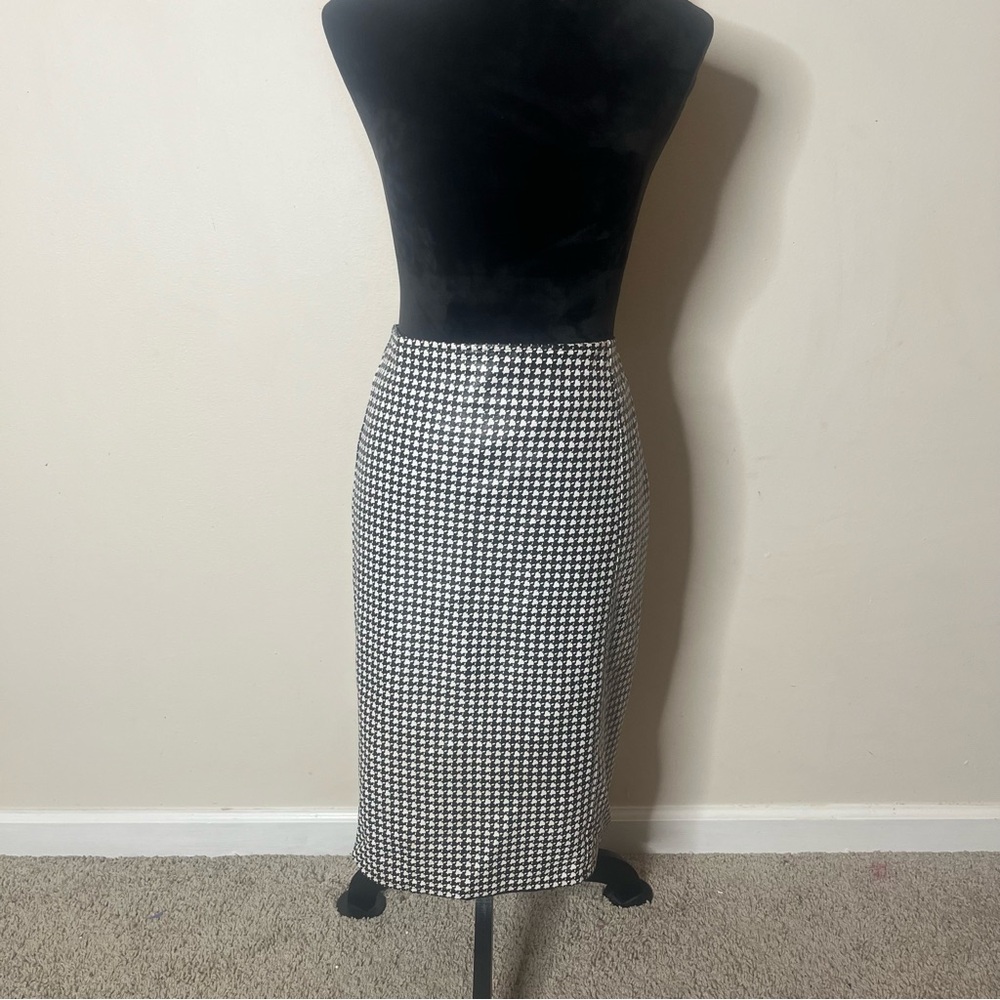 Siena Women’s 100% Leather Classic‎ Black & White Houndstooth Midi Skirt Sz 12